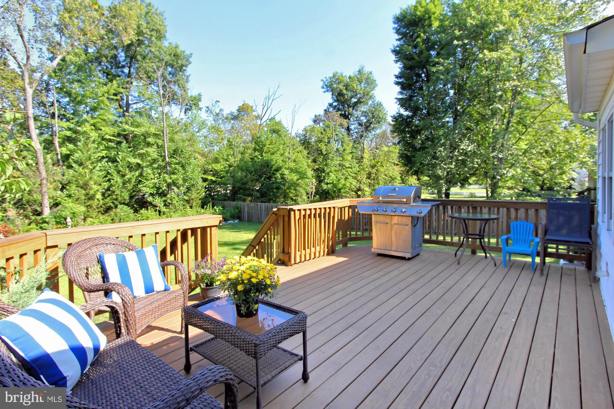 2322 Archdale Road Reston, VA 20191 - Photo 28 of 36 Gorgeous New Deck