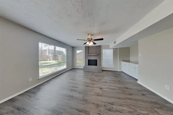 $2,030 | 7206 Fuchsia Lane, Humble, TX 77346