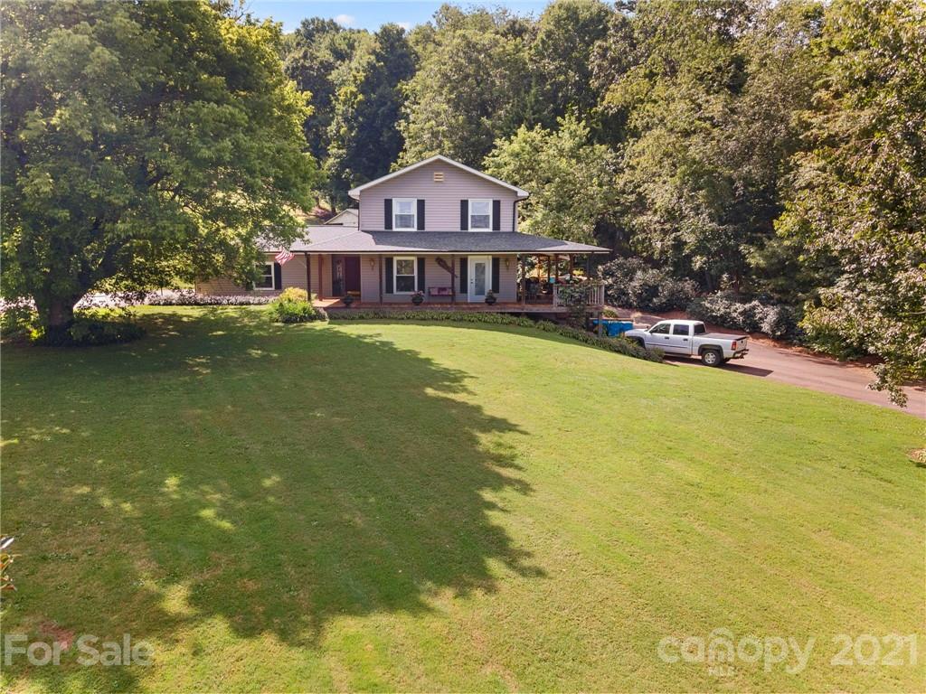 18 Rory Phillips View Candler, NC 28715 - Photo 2 of 35 Gallery Image 2