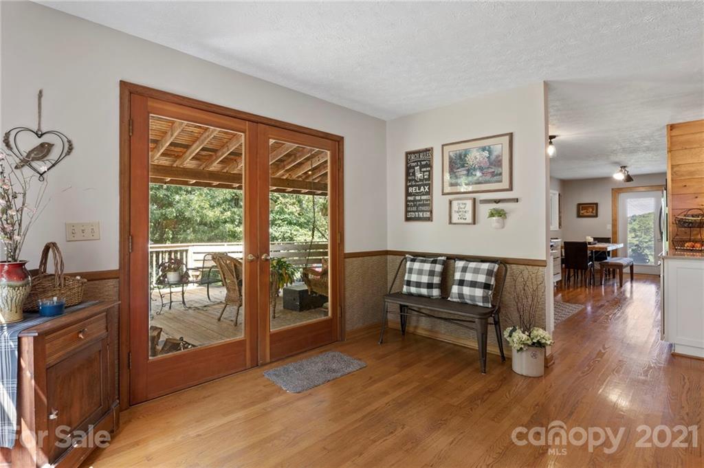 18 Rory Phillips View Candler, NC 28715 - Photo 13 of 35 Gallery Image 13