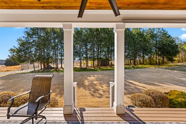 $575,000 | 335 Lakeshore Cove Drive, Fort Oglethorpe, GA 30742