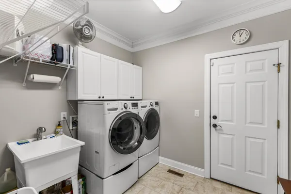 $575,000 | 335 Lakeshore Cove Drive, Fort Oglethorpe, GA 30742