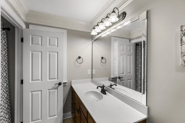 $575,000 | 335 Lakeshore Cove Drive, Fort Oglethorpe, GA 30742