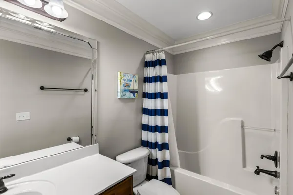 $575,000 | 335 Lakeshore Cove Drive, Fort Oglethorpe, GA 30742