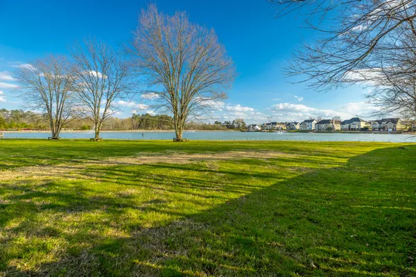 $575,000 | 335 Lakeshore Cove Drive, Fort Oglethorpe, GA 30742