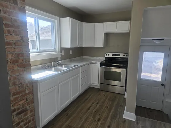 $219,900 | 508 East Memorial Drive, Janesville, WI 53545