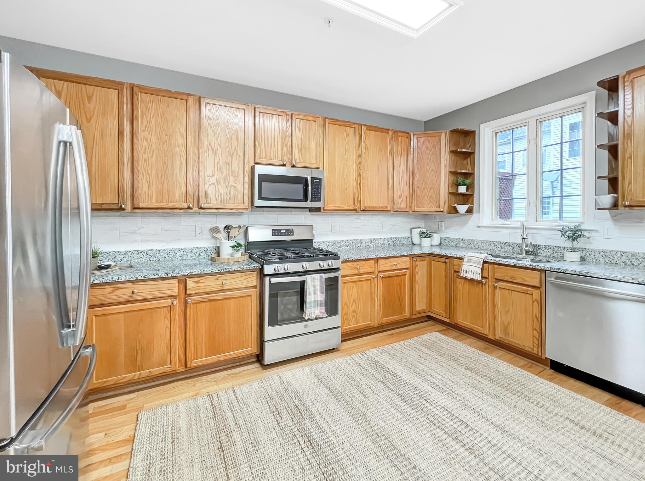 14004 Rockingham Road Germantown, MD 20874 - Photo 15 of 49 Kitchen