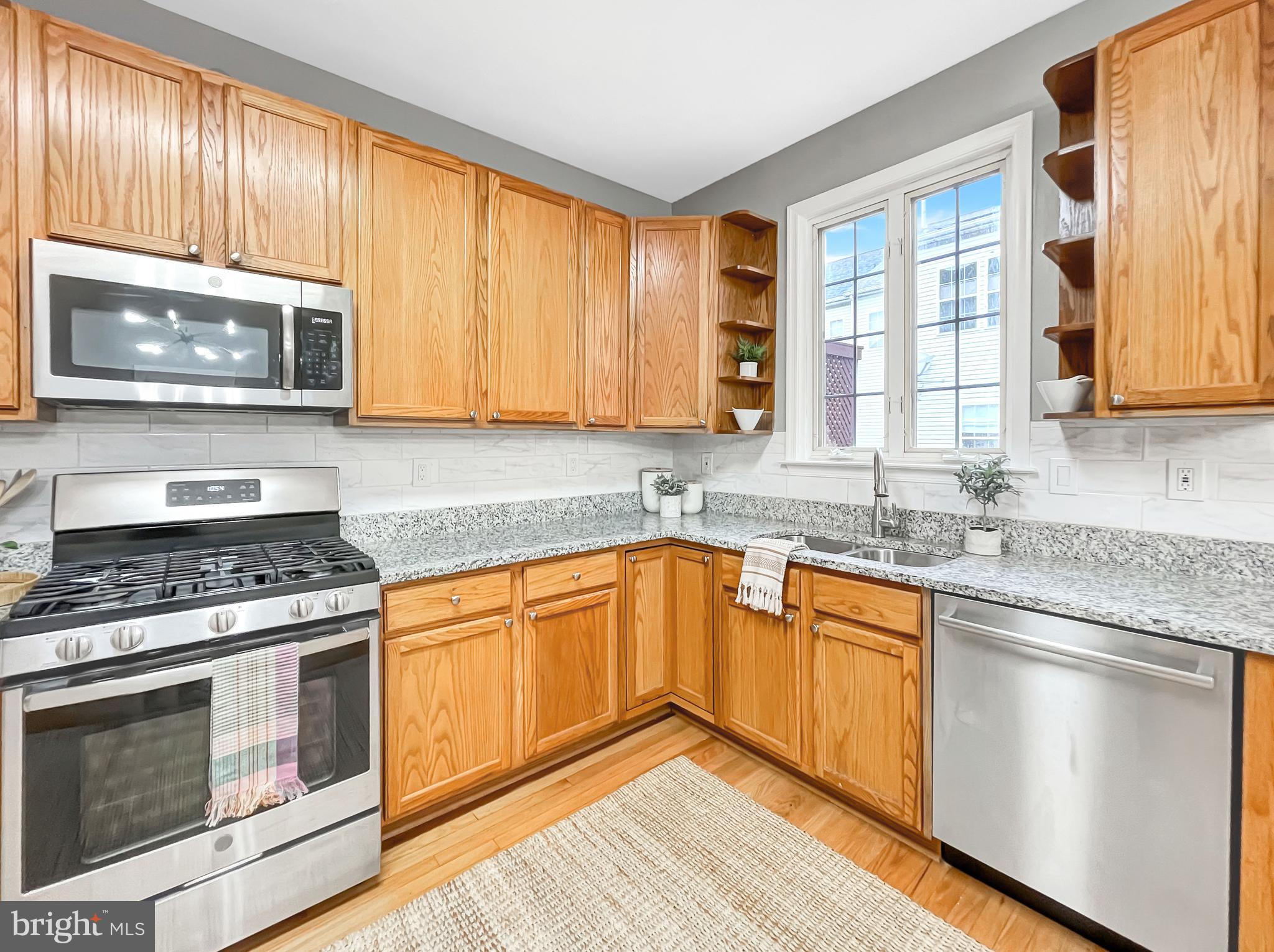 14004 Rockingham Road Germantown, MD 20874 - Photo 23 of 49 Ample counter area