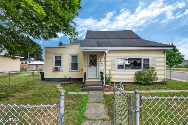 $175,000 | 187 Park Avenue, Cohoes, NY 12047