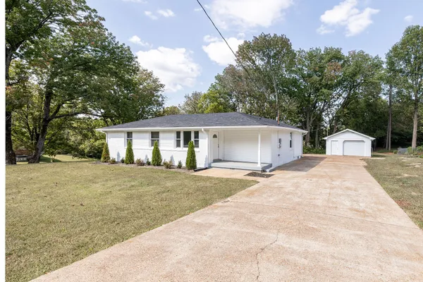 $2,850 | 320 Brewer Drive, Nashville, TN 37211