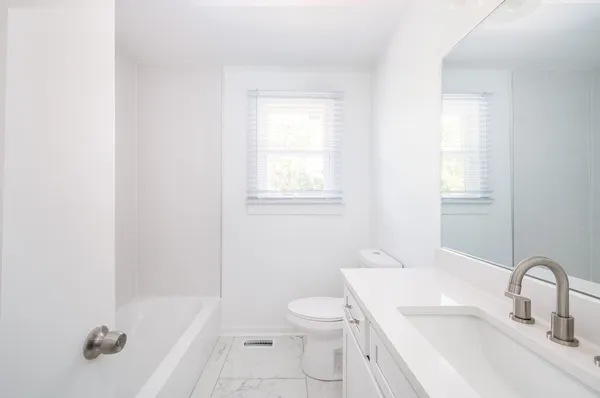 $2,850 | 320 Brewer Drive, Nashville, TN 37211