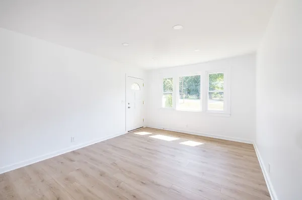 $2,850 | 320 Brewer Drive, Nashville, TN 37211