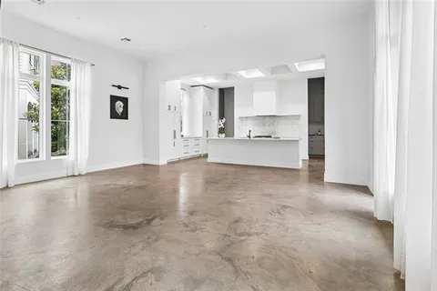 $889,000 | 420 Melrose Avenue, Covington, LA 70433