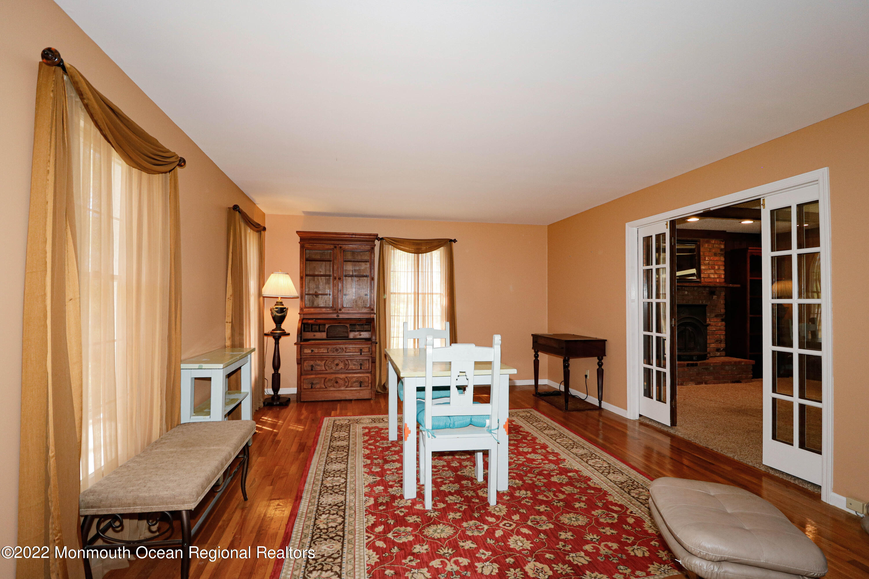136 Stone Hill Road Colts Neck, NJ 07722 - Photo 19 of 55 Living Room