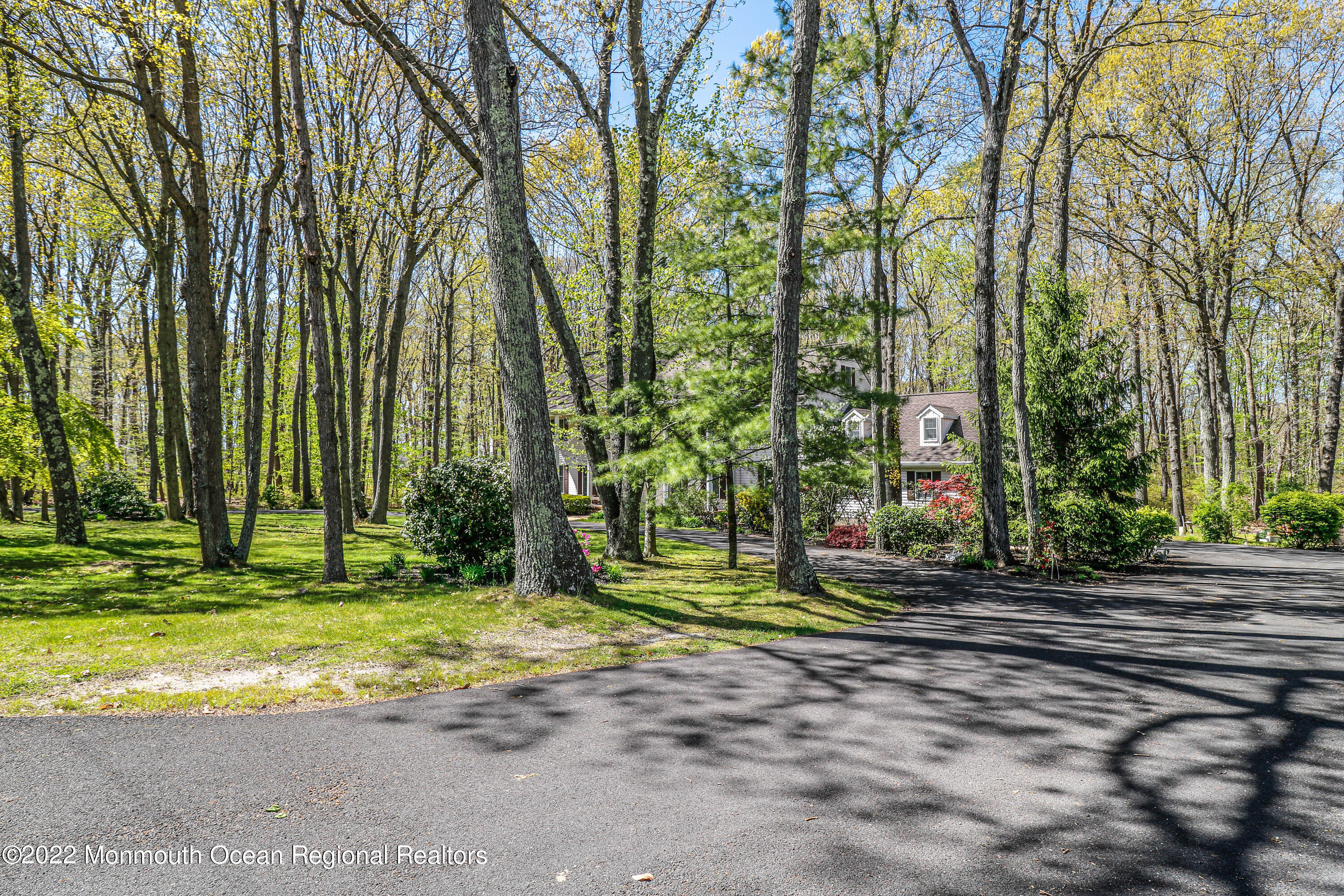 136 Stone Hill Road Colts Neck, NJ 07722 - Photo 34 of 55 Front Exterior 4