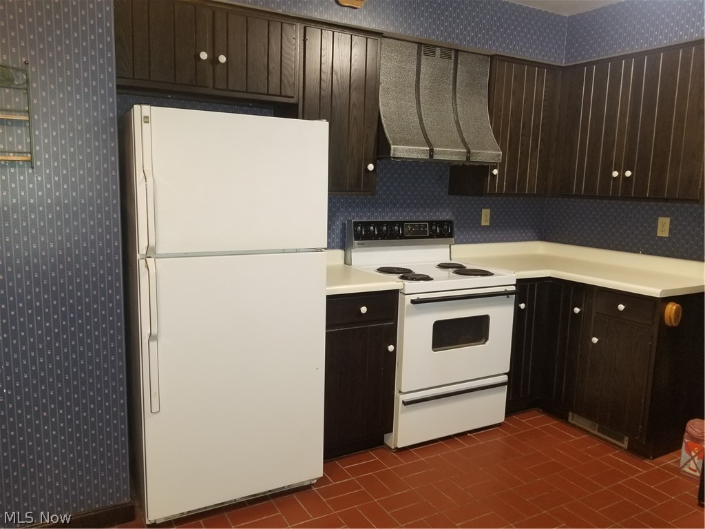 1013 Cunningham Road Salem, OH 44460 - Photo 3 of 35