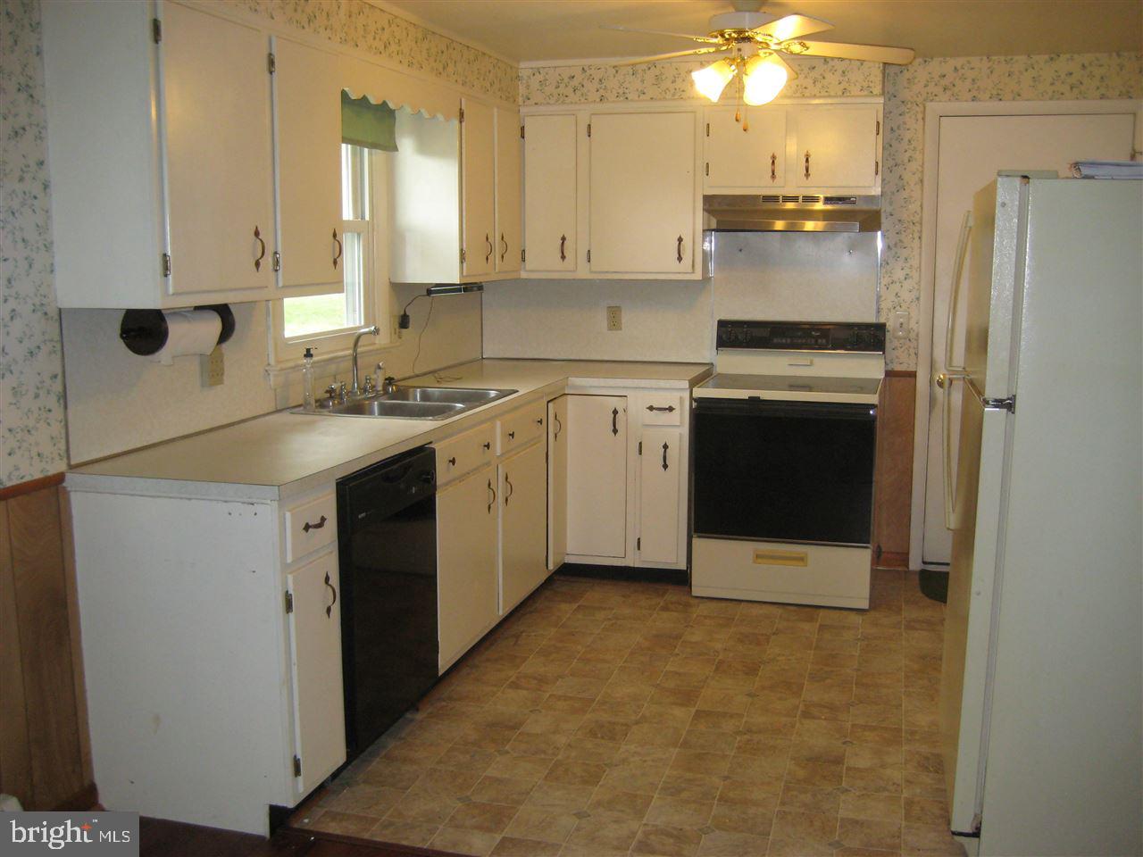 478 Fuhrman Mill Road Hanover, PA 17331 - Photo 7 of 23