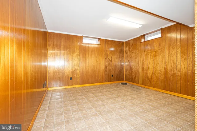 $2,350 | 6219 Groveland Road, Linthicum Heights, MD 21090