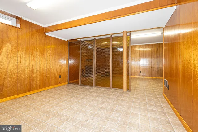 $2,350 | 6219 Groveland Road, Linthicum Heights, MD 21090