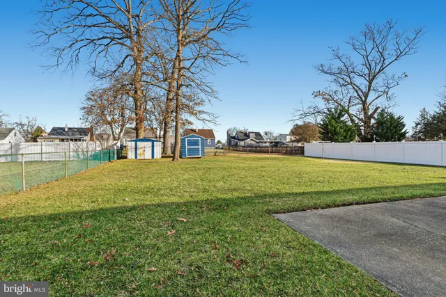 $2,350 | 6219 Groveland Road, Linthicum Heights, MD 21090