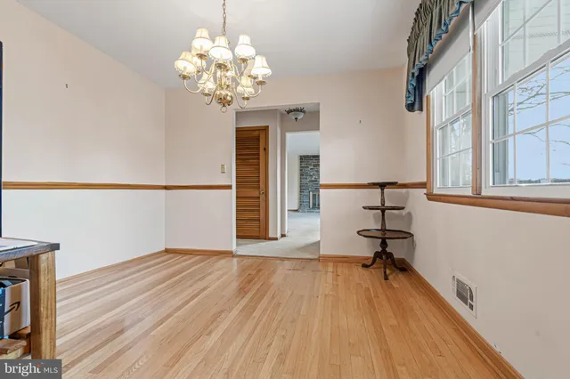 $2,350 | 6219 Groveland Road, Linthicum Heights, MD 21090