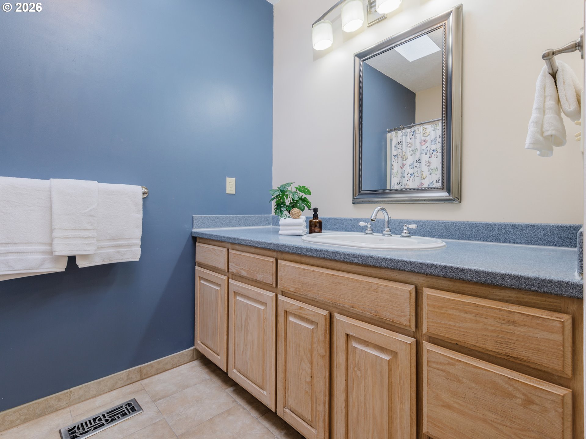 4510 Southwest 60th Place Portland, OR 97221 - Photo 29 of 48 Bathroom