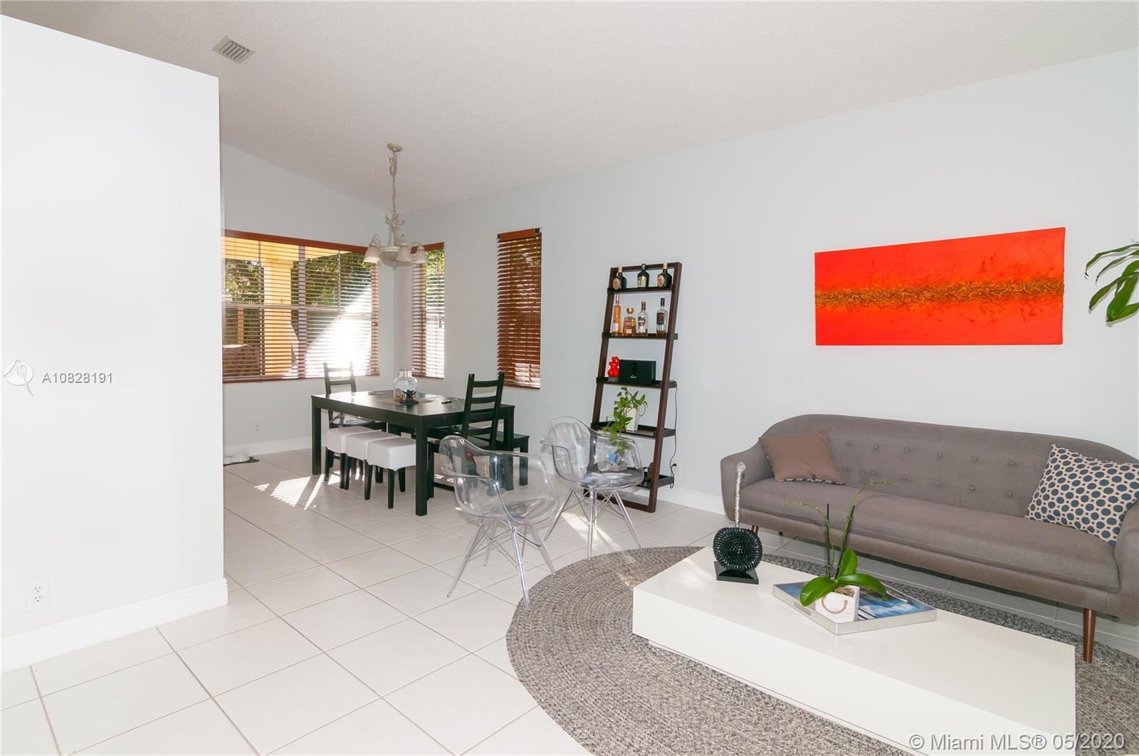 859 Falling Water Road Weston, FL 33326 - Photo 4 of 22