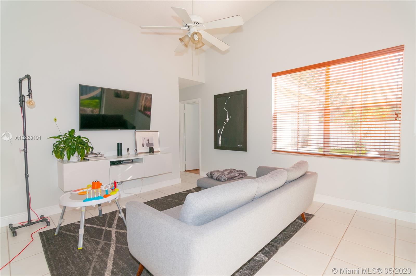 859 Falling Water Road Weston, FL 33326 - Photo 8 of 22
