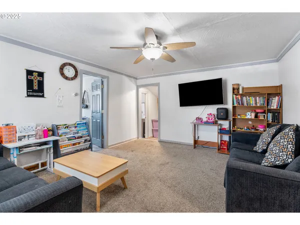 $299,000 | 1508 East 12th Street, The Dalles, OR 97058