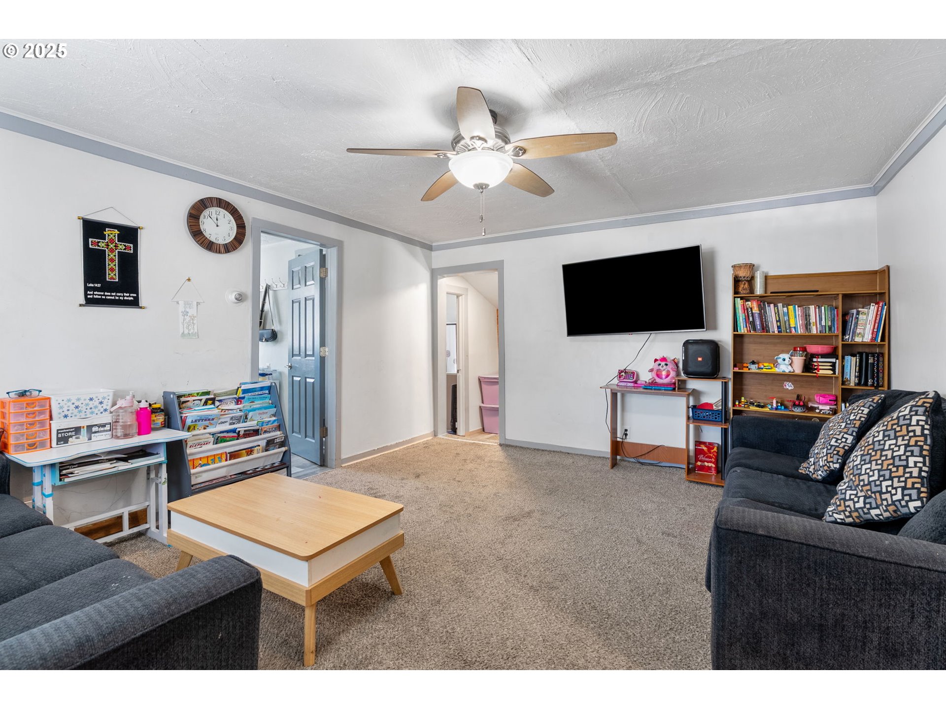 1508 East 12th Street The Dalles, OR 97058 - Photo 2 of 42