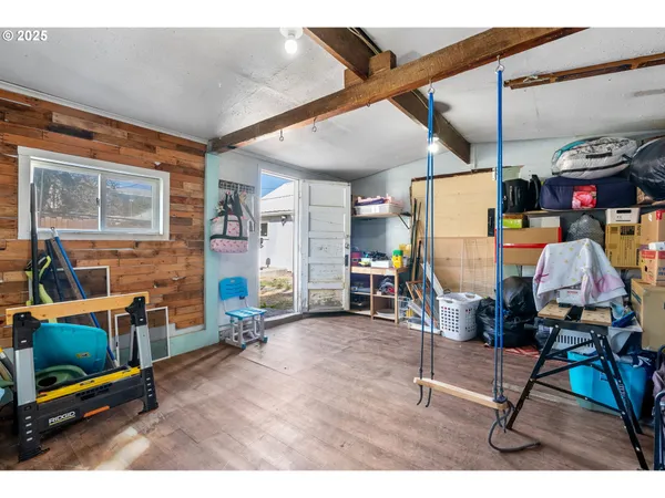 $299,000 | 1508 East 12th Street, The Dalles, OR 97058