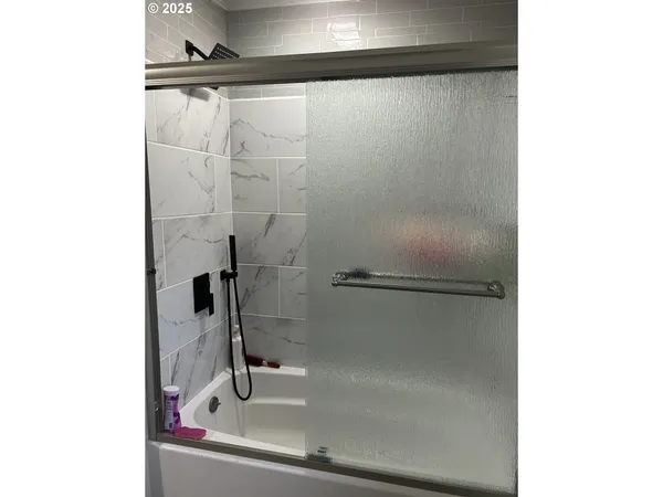 $299,000 | 1508 East 12th Street, The Dalles, OR 97058