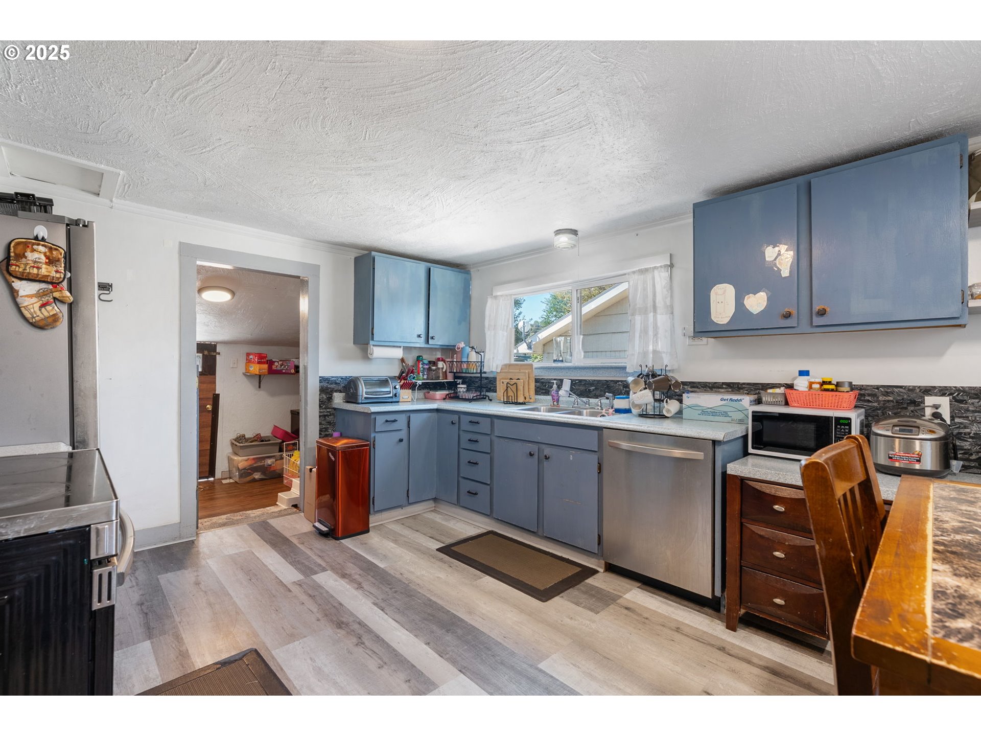 1508 East 12th Street The Dalles, OR 97058 - Photo 4 of 42