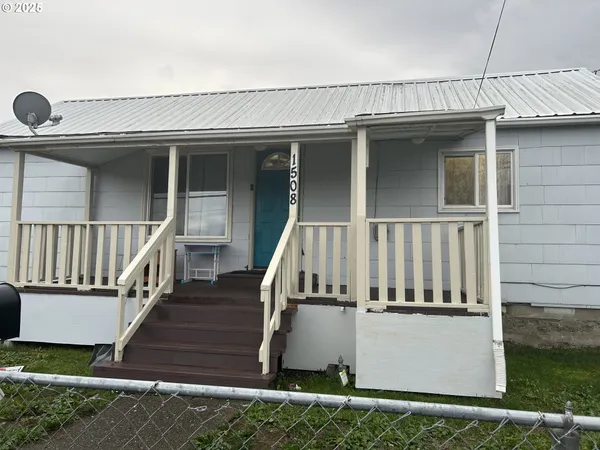 $299,000 | 1508 East 12th Street, The Dalles, OR 97058