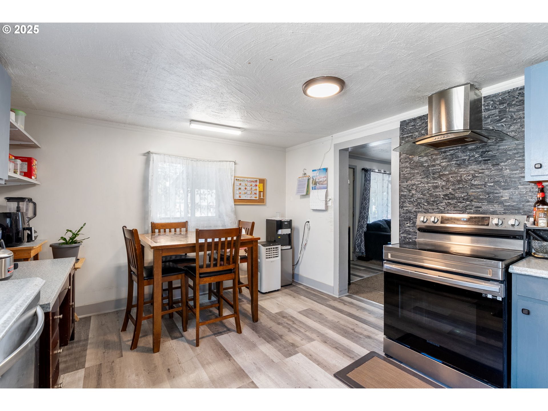 1508 East 12th Street The Dalles, OR 97058 - Photo 7 of 42