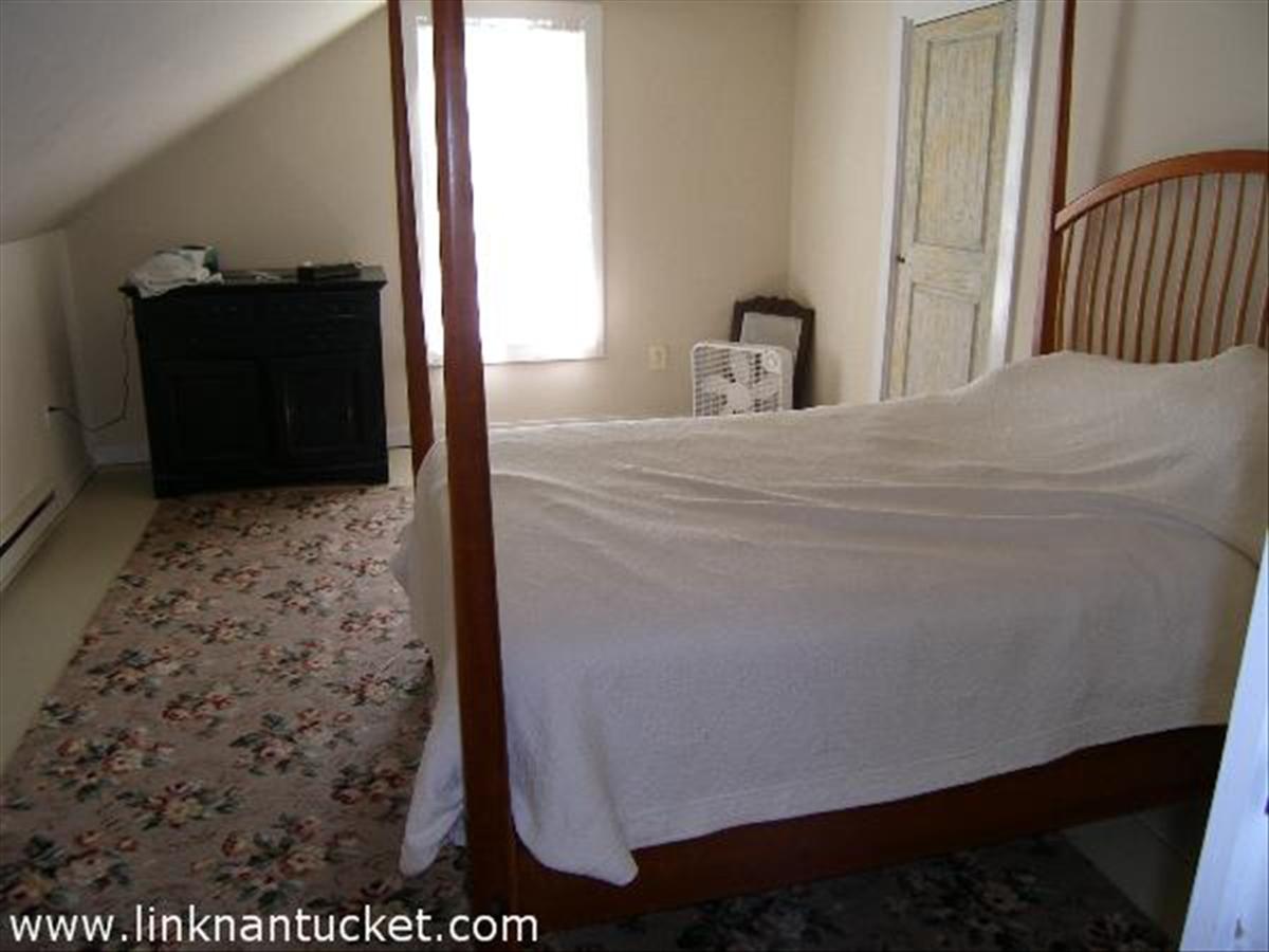 1 Somerset Road Nantucket, MA 02554 - Photo 4 of 5 Gallery Image 4