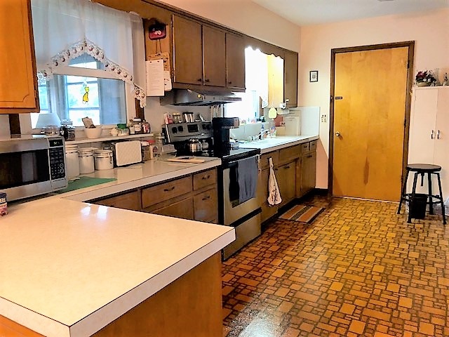 7825 Lima Road Fort Wayne, IN 46818 - Photo 3 of 20 Gallery Image 3