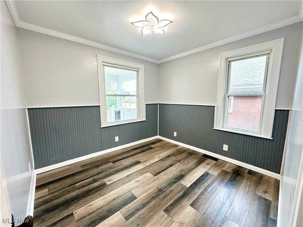 121 Pikeview Road Weirton, WV 26062 - Photo 13 of 41 First floor Bedroom, no closet