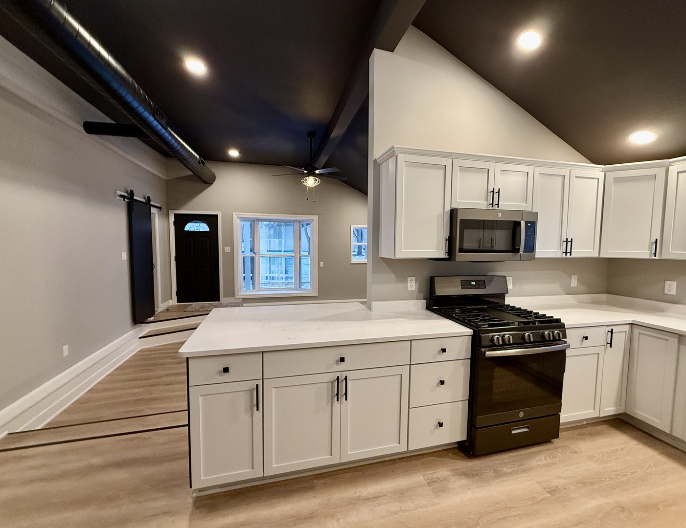 214 South Rising Road Champaign, IL 61822 - Photo 6 of 25