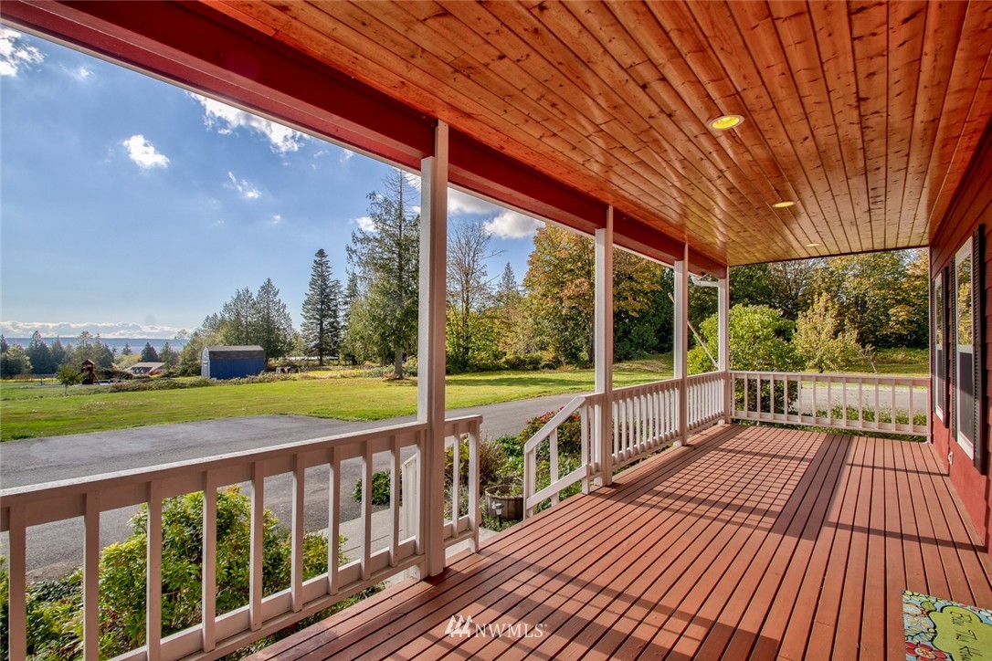 22622 North Starbird Road Mount Vernon, WA 98274 - Photo 2 of 25 Gallery Image 2