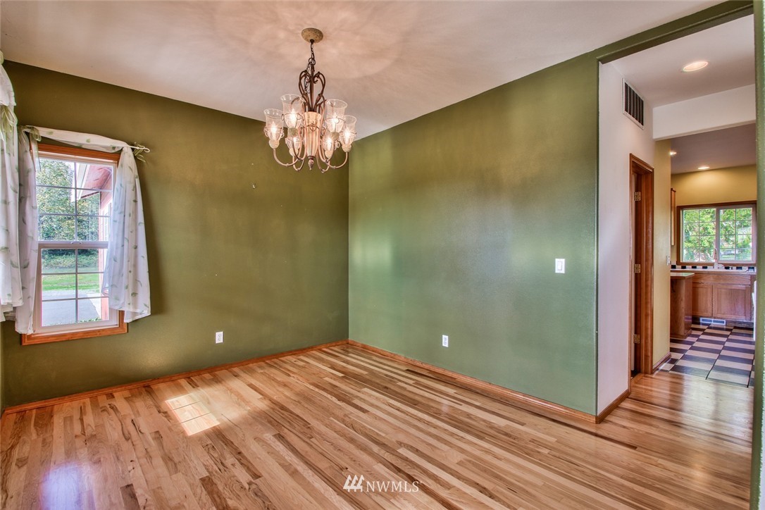 22622 North Starbird Road Mount Vernon, WA 98274 - Photo 4 of 25 Gallery Image 4