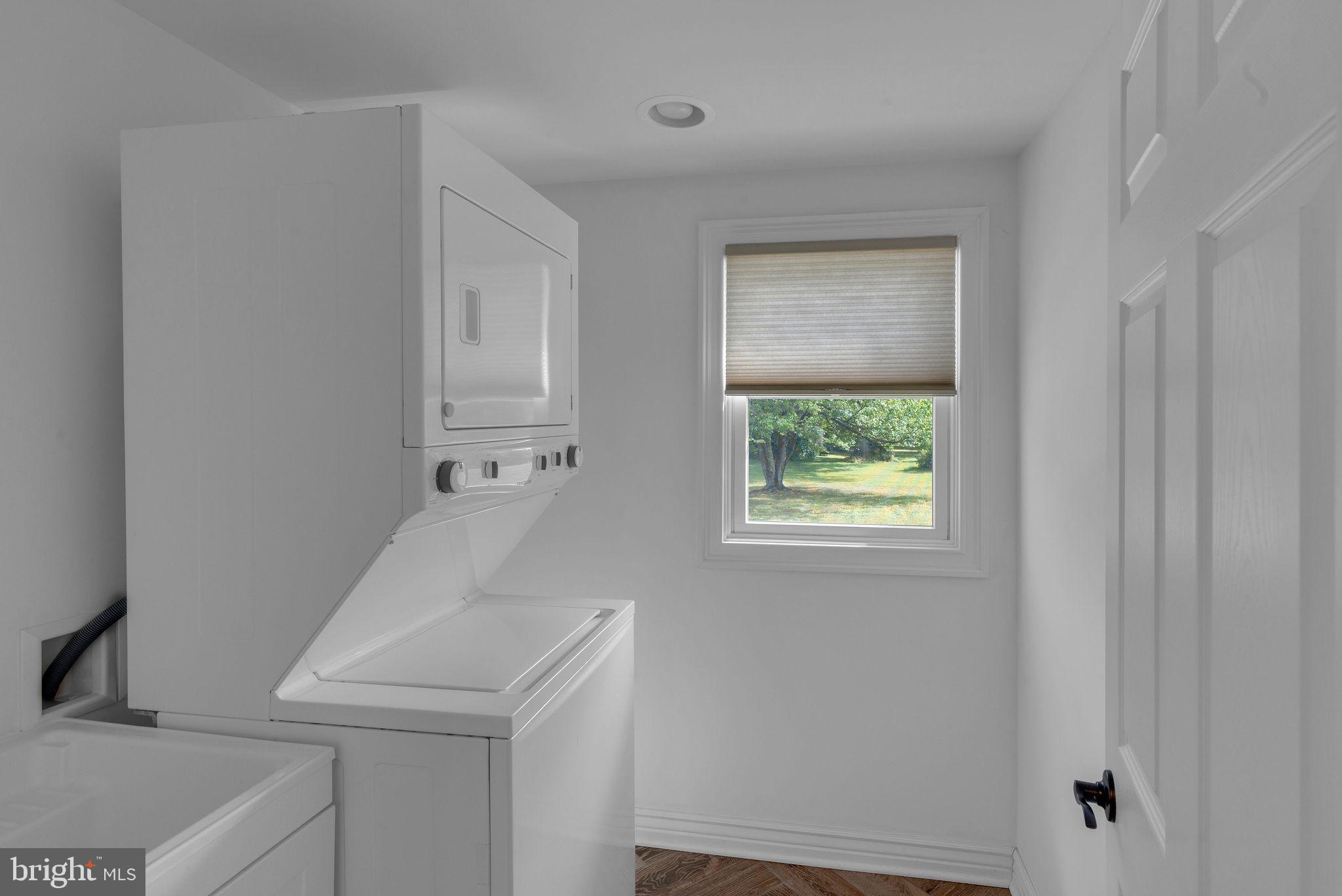 2015 Meetinghouse Road Jamison, PA 18929 - Photo 12 of 19 Laundry on Main level