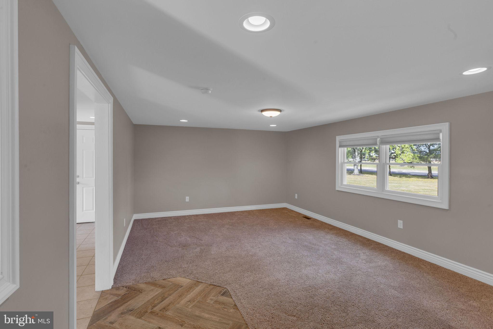 2015 Meetinghouse Road Jamison, PA 18929 - Photo 6 of 19 Family room