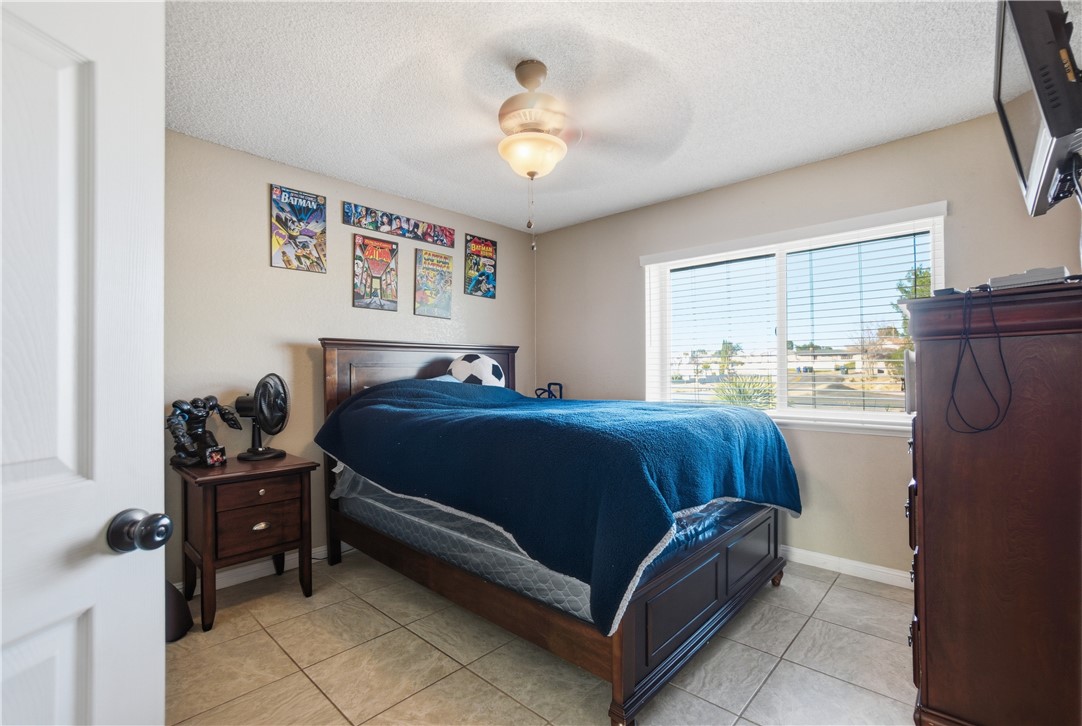 15358 Apple Valley Road Apple Valley, CA 92307 - Photo 16 of 24