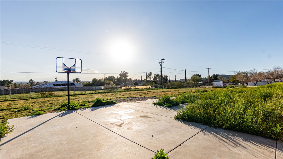 15358 Apple Valley Road Apple Valley, CA 92307 - Photo 20 of 24