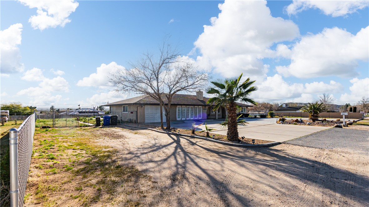 15358 Apple Valley Road Apple Valley, CA 92307 - Photo 3 of 24