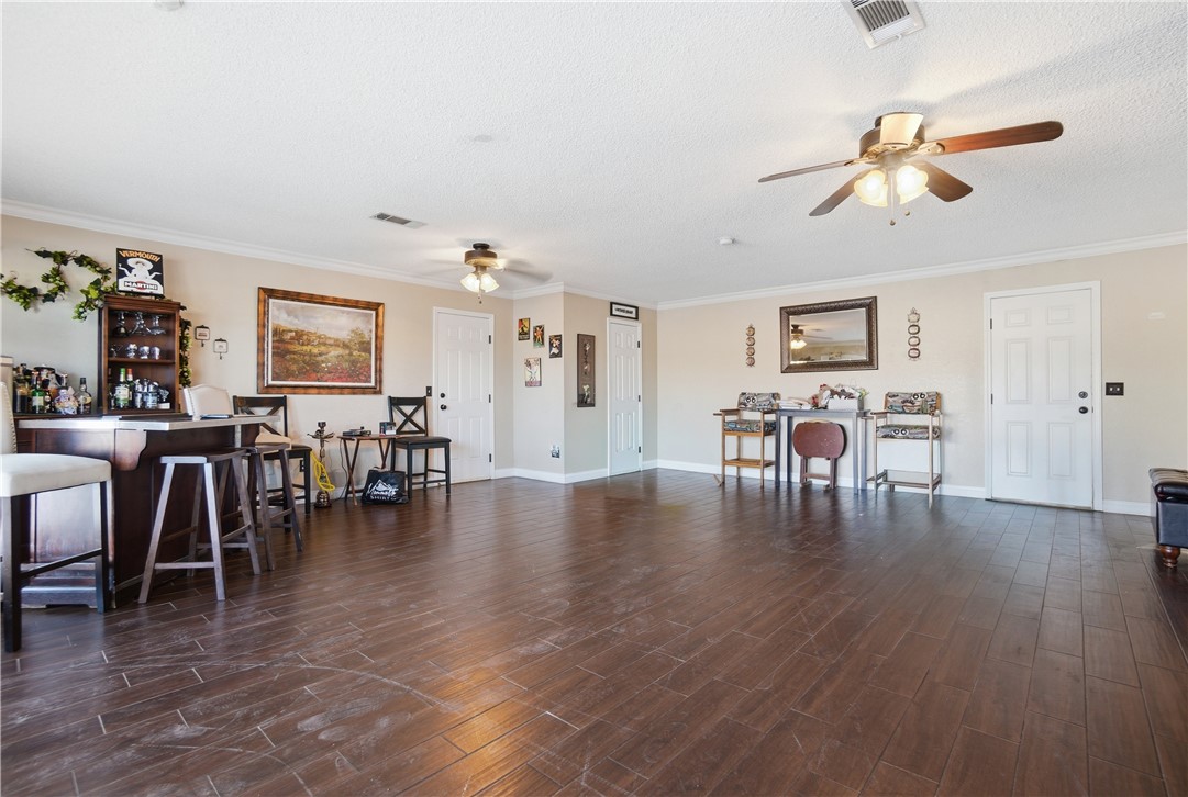 15358 Apple Valley Road Apple Valley, CA 92307 - Photo 9 of 24