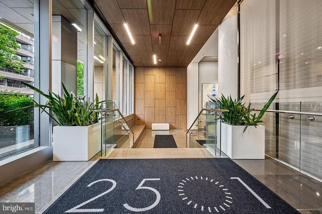 $2,200,000 | 2501 M Street Northwest, Unit 612, Washington, DC 20037