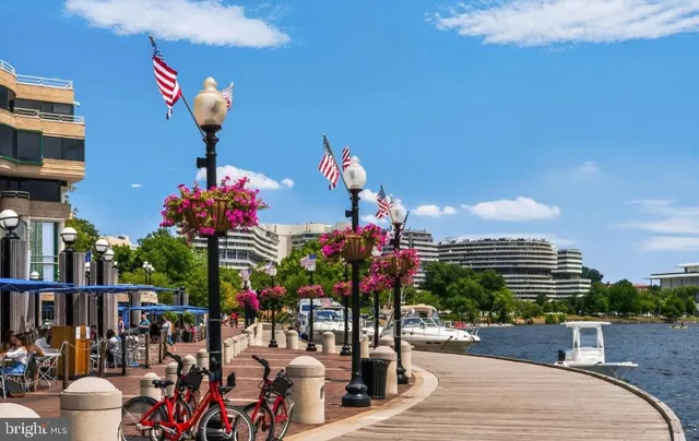 $2,200,000 | 2501 M Street Northwest, Unit 612, Washington, DC 20037