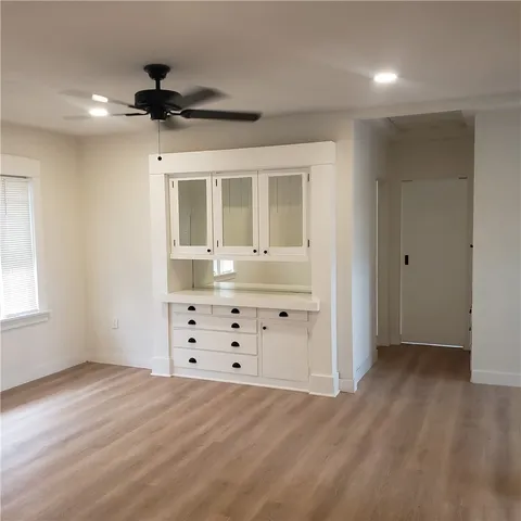 $879,000 | 811 Lime Avenue, Long Beach, CA 90813